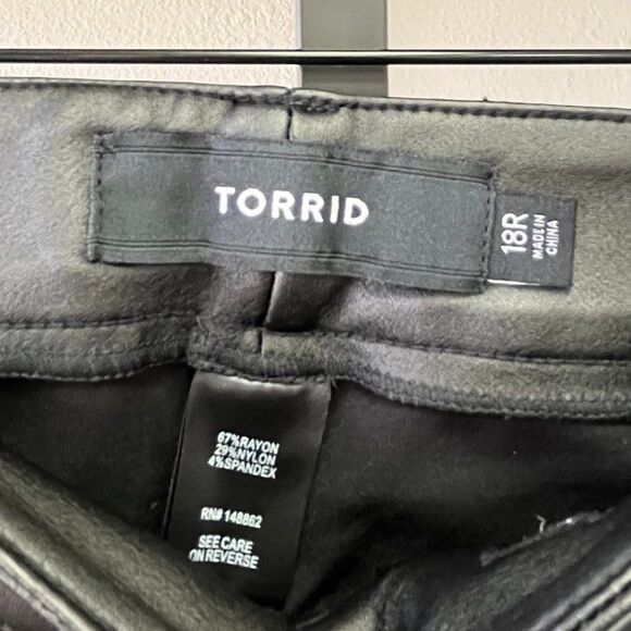 New Torrid Black Faux Leather Pants - Size 18R - Picture 3 of 6